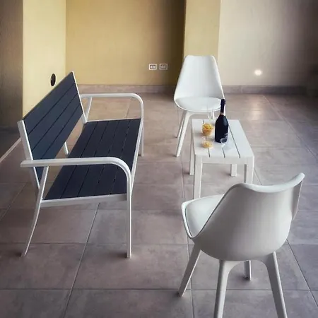 Lumarooms Bed and breakfast 4*