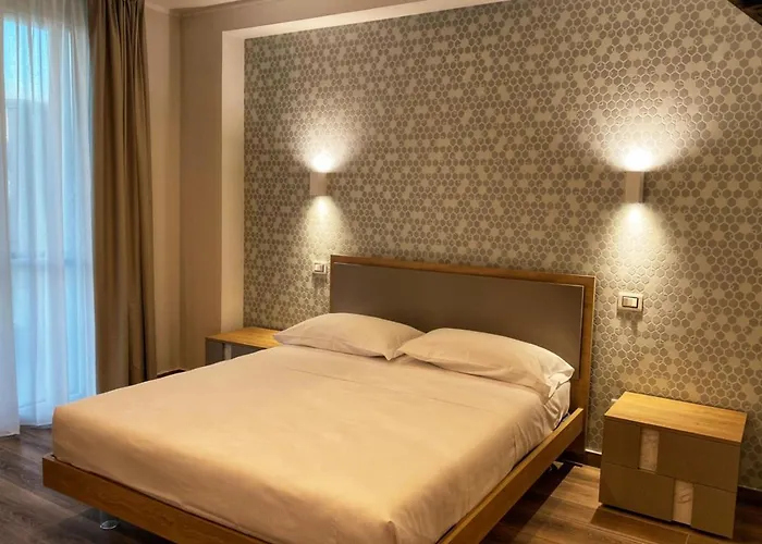 Lumarooms Bed & Breakfast 4*