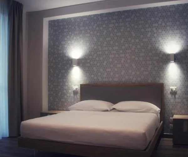 Lumarooms 4* Reggio Calabria